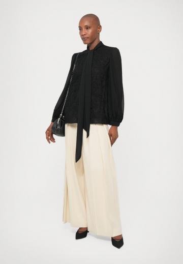 Шифоновая блузка