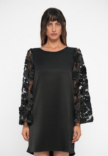 Короткое платье