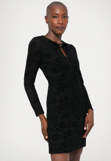 Коктейльное платье