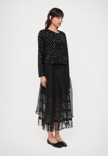 Короткая куртка