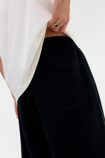 Спортивные штаны