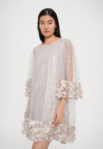 Коктейльное платье