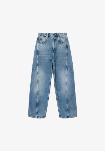 Прямые джинсы