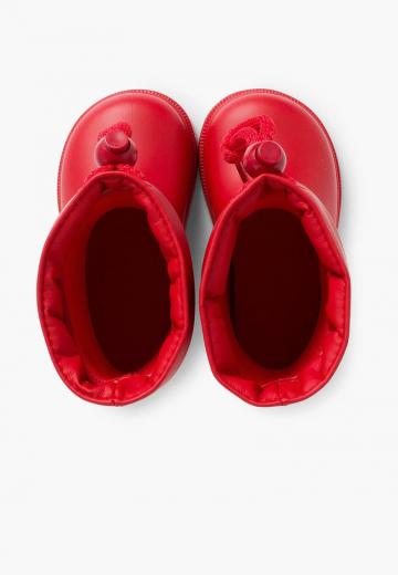 Резиновые сапоги