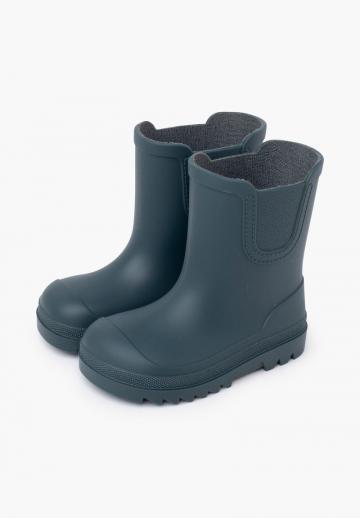 Резиновые сапоги