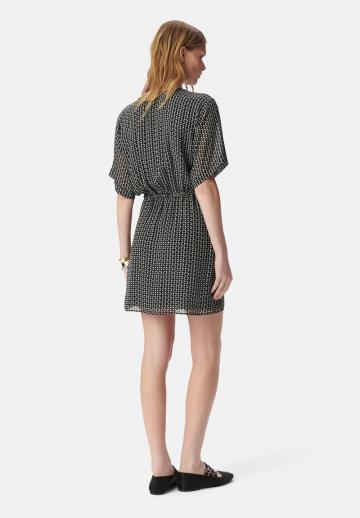 Короткое платье
