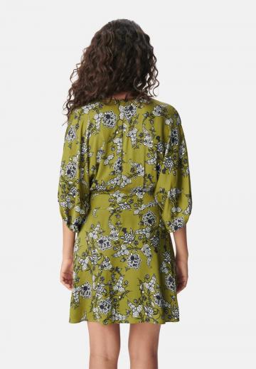 Короткое платье