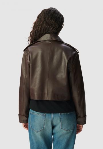 Короткий блейзер