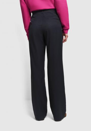 Прямые брюки