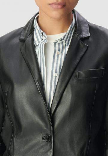 Кожаное пальто