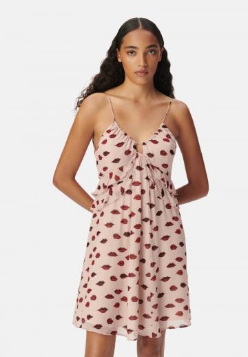 Короткое платье