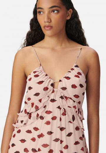 Короткое платье