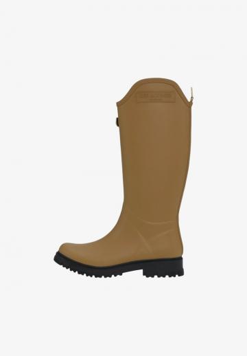 Резиновые сапоги