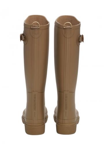 Резиновые сапоги