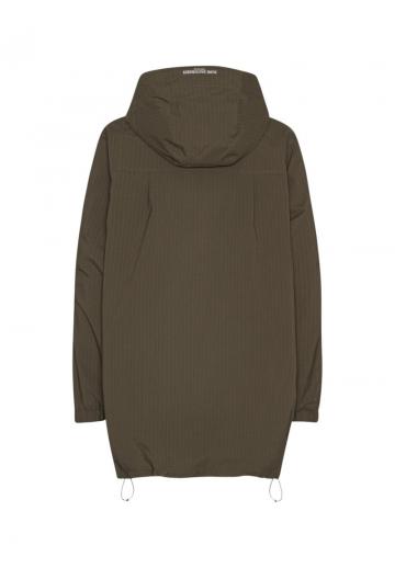 Короткое пальто