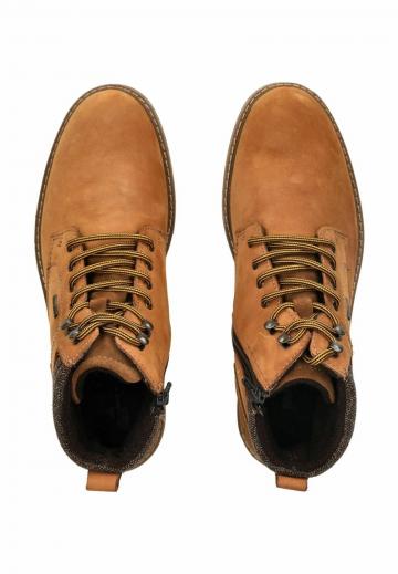 Ботинки на шнуровке