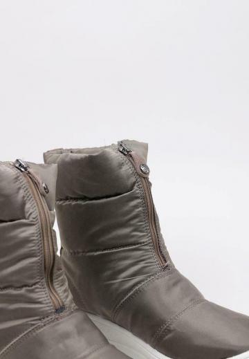 Зимние ботинки