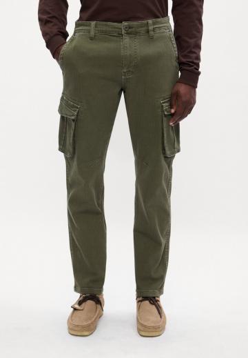 Брюки с накладными карманами