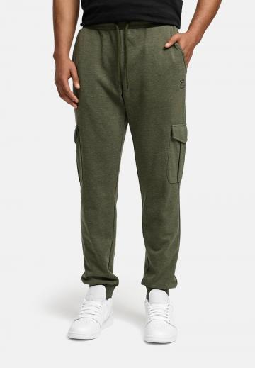 Брюки с накладными карманами