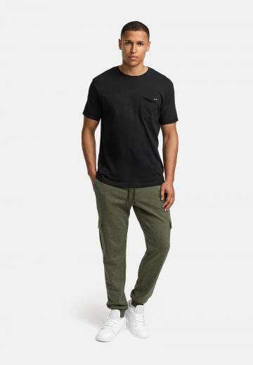 Брюки с накладными карманами