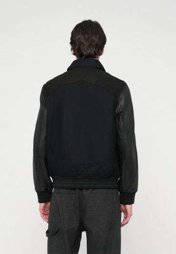 Куртка бомбер