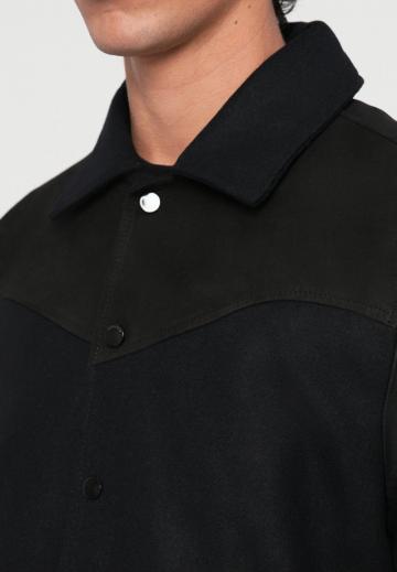 Куртка бомбер