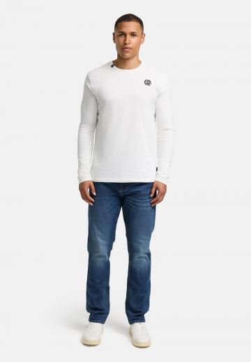 Узкие джинсы