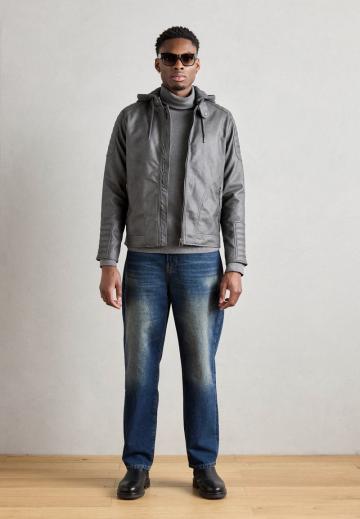 Кожаная куртка