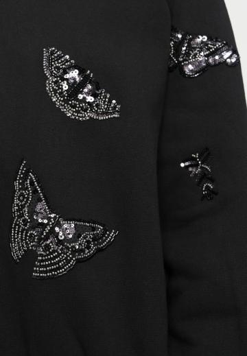 Пуловер с капюшоном