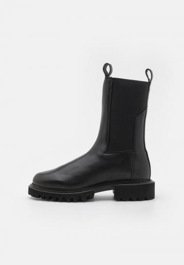 Ботинки челси