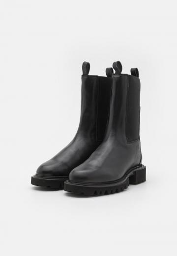 Ботинки челси