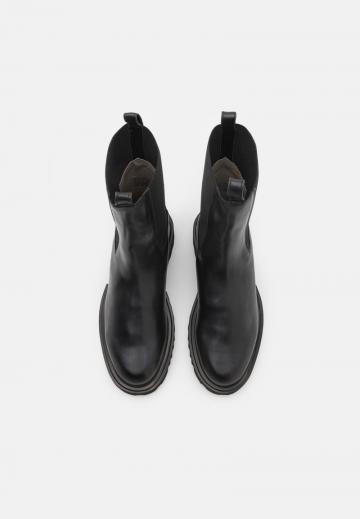 Ботинки челси