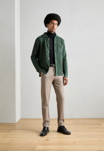 Вязаная кофта