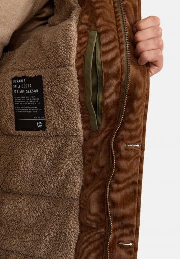 Зимняя куртка