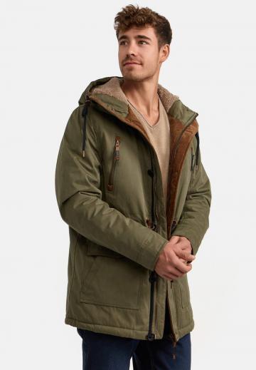 Зимняя куртка