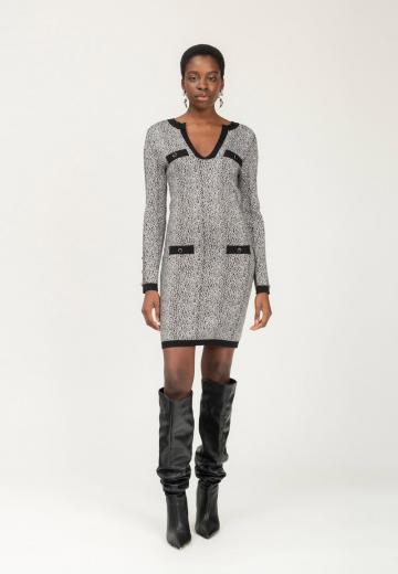 Вязаное платье