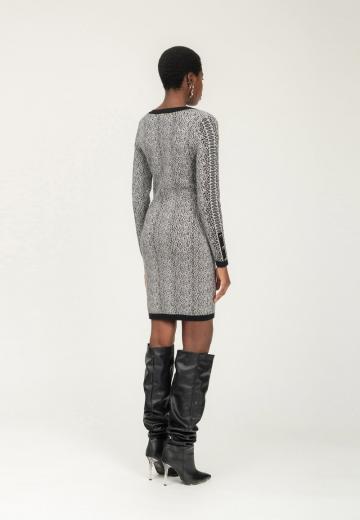 Вязаное платье