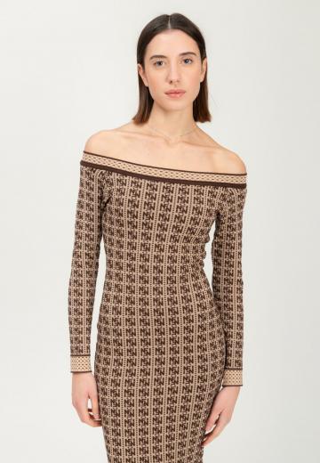 Платье футляр