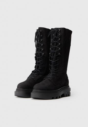 Сапоги на шнуровке