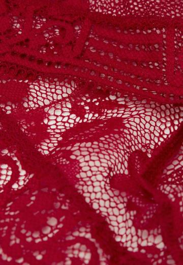 Трусы на бедрах