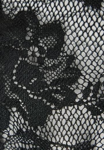 Трусы на бедрах