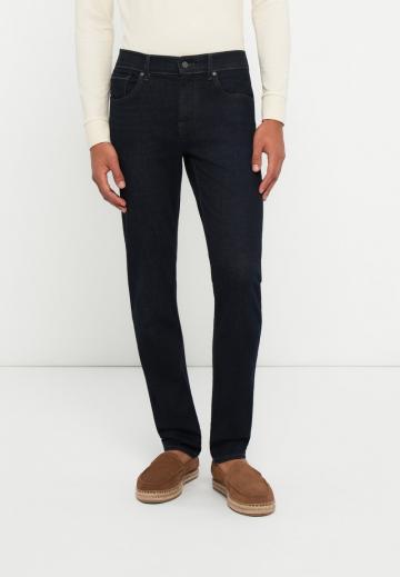 Узкие джинсы