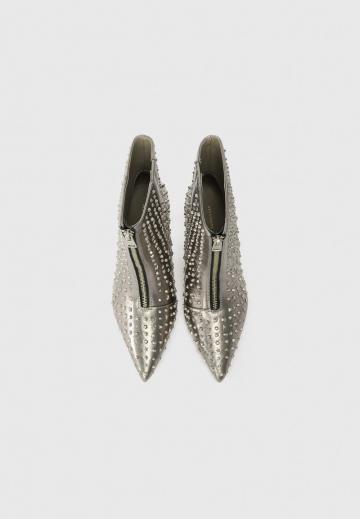 Высокие сапоги