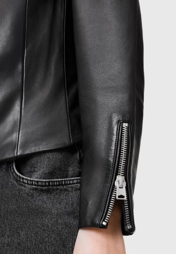 Байкерская куртка