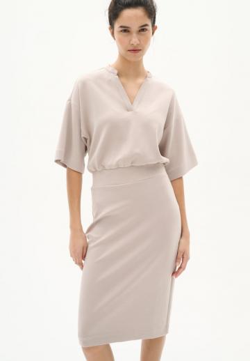 Платье футляр