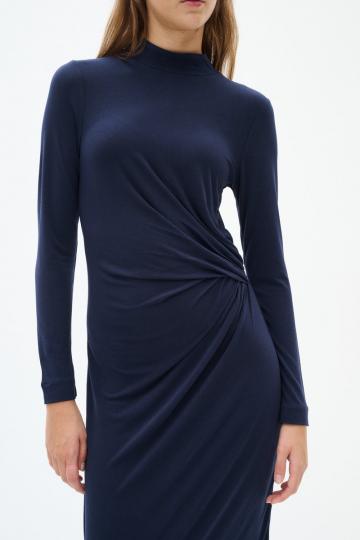 Платье футляр