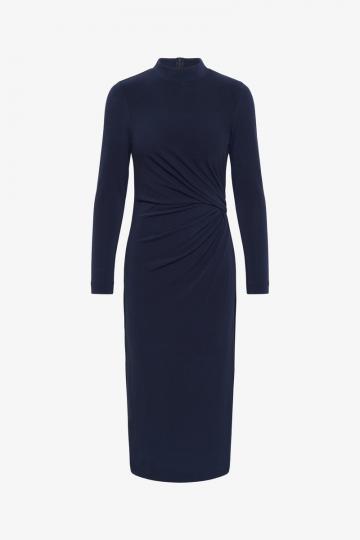 Платье футляр