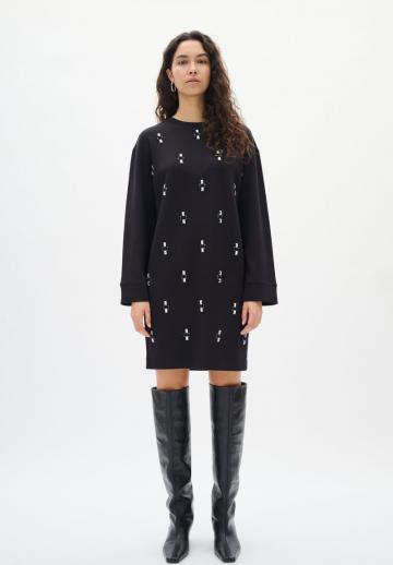 Вязаное платье