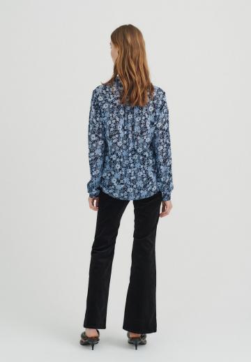 Клешеные брюки