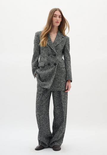 Короткое пальто